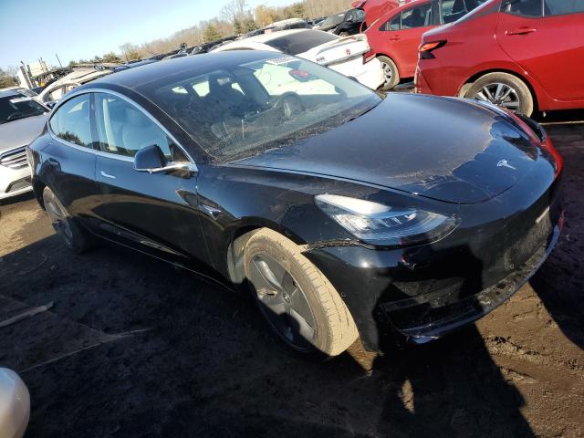 5YJ3E1EB2JF068253 - 2018 TESLA MODEL 3 BLACK photo 4