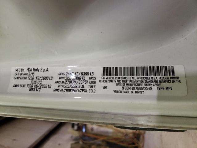 ZFBERFBTXG6B12548 - 2016 RAM PROMASTER SLT 白色 照片 12