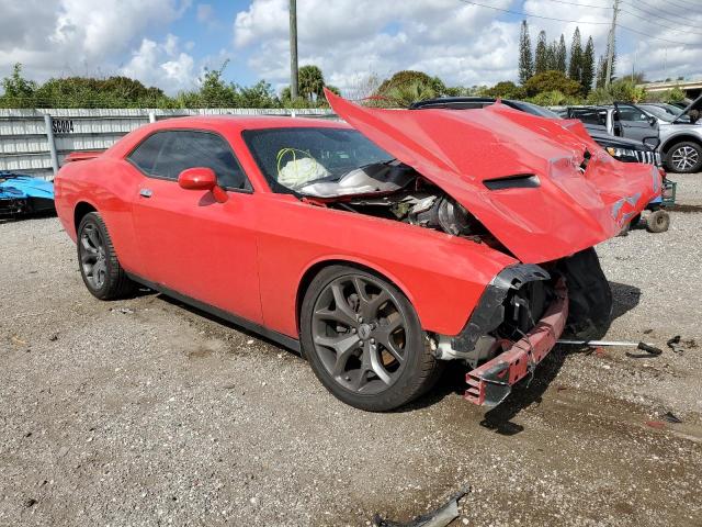 2C3CDZAG2HH536395 - 2017 DODGE CHALLENGER SXT RED photo 4