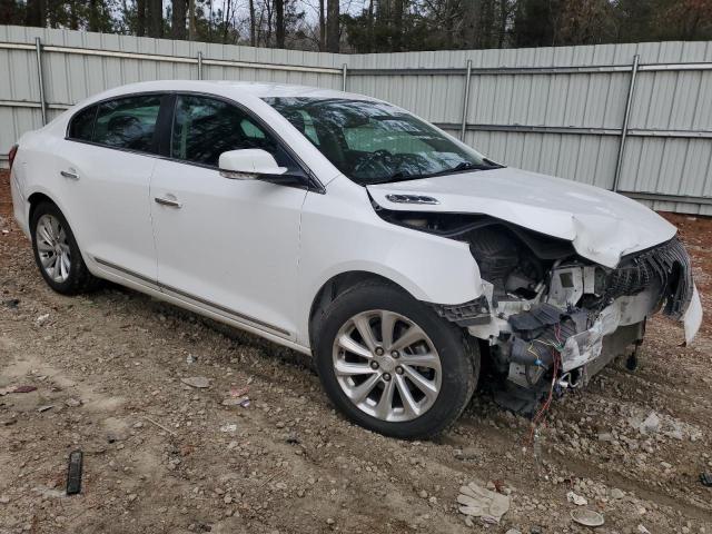 1G4GB5G33GF258814 - 2016 BUICK LACROSSE WHITE photo 4