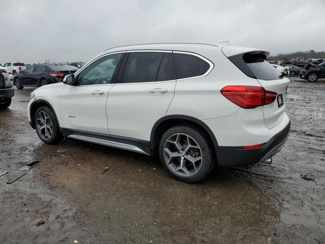 WBXHT3C35H5F72686 - 2017 BMW X1 XDRIVE28I WHITE photo 2