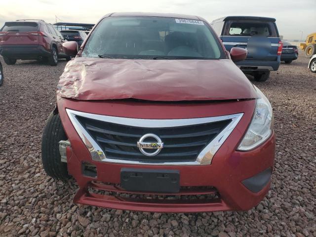 3N1CN7AP3JL800088 - 2018 NISSAN VERSA S RED photo 5