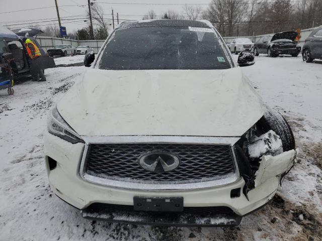 3PCAJ5BB4MF112501 - 2021 INFINITI QX50 LUXE WHITE photo 5