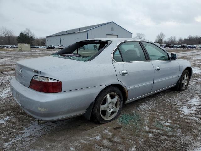 19UUA56613A042703 - 2003 ACURA 3.2TL SILVER photo 3