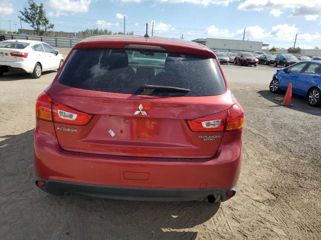 4A4AP3AU5FE014967 - 2015 MITSUBISHI OUTLANDER ES RED photo 6