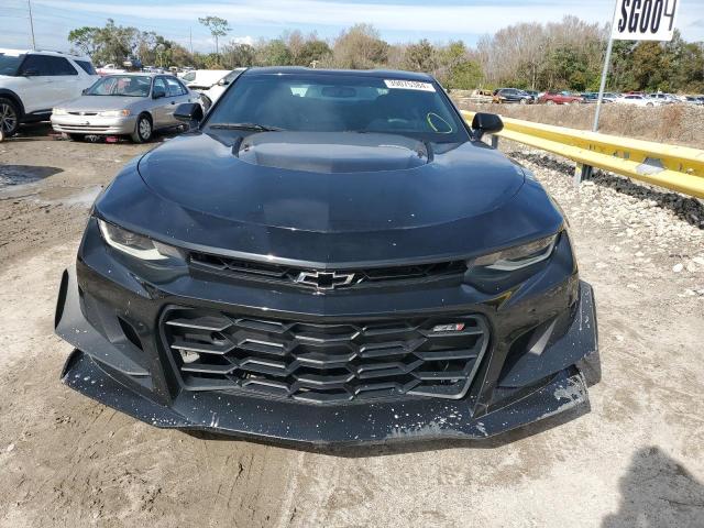 1G1FJ1R66J0120206 - 2018 CHEVROLET CAMARO ZL1 黑色 照片 5