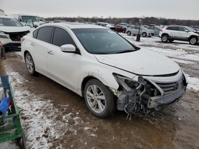 1N4AL3AP0DC283647 - 2013 NISSAN ALTIMA 2.5 WHITE photo 4