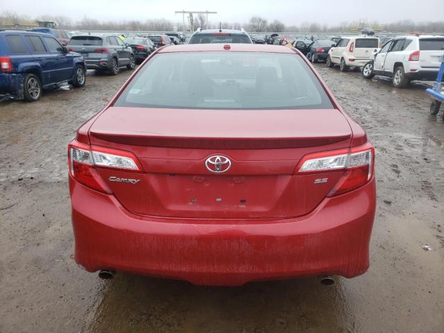 4T1BK1FK5EU545916 - 2014 TOYOTA CAMRY SE RED photo 6