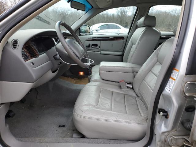 1LNHM81W7YY903280 - 2000 LINCOLN TOWN CAR EXECUTIVE SILVER photo 7