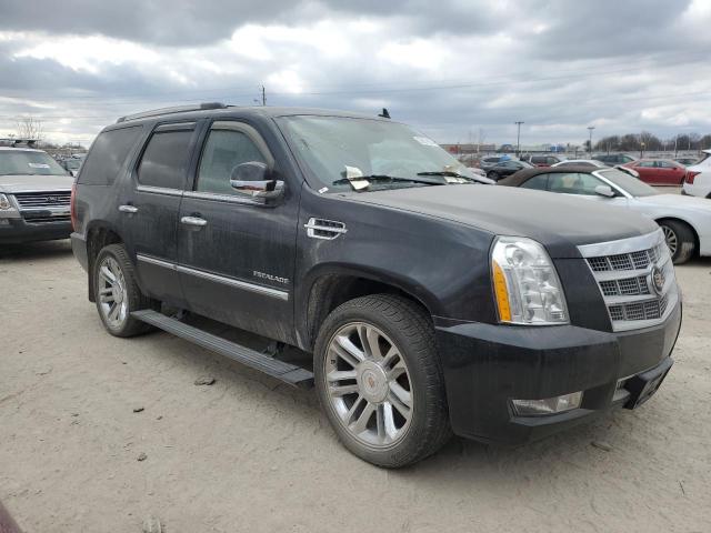 1GYS4DEF6DR238996 - 2013 CADILLAC ESCALADE PLATINUM BLACK photo 4