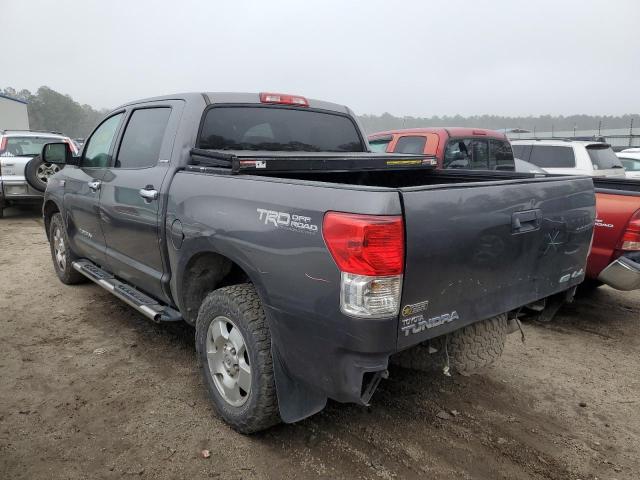 5TFHW5F19BX185304 - 2011 TOYOTA TUNDRA CREWMAX LIMITED GRAY photo 2