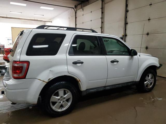 1FMCU9D71AKC55853 - 2010 FORD ESCAPE XLT WHITE photo 3