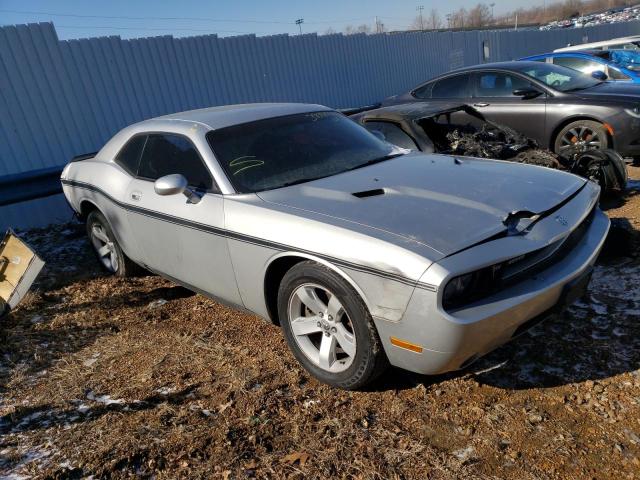 2B3CJ4DV3AH282107 - 2010 DODGE CHALLENGER SE SILVER photo 4