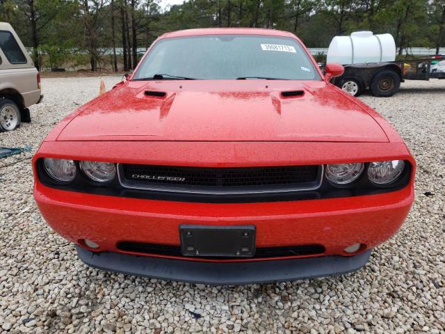 2C3CDYAG6EH101417 - 2014 DODGE CHALLENGER SXT RED photo 5