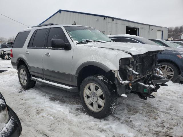 1FMJU1J51CEF54126 - 2012 FORD EXPEDITION XLT SILVER photo 4