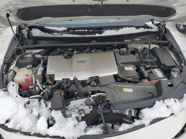 JTDKARFP2H3038368 - 2017 TOYOTA PRIUS PRIM 白色 照片 11