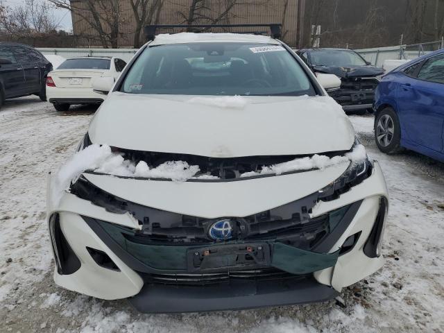 JTDKARFP2H3038368 - 2017 TOYOTA PRIUS PRIM 白色 照片 5