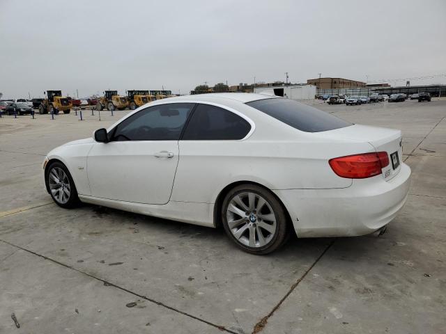 WBAKE5C54CE756305 - 2012 BMW 328 I SULEV WHITE photo 2