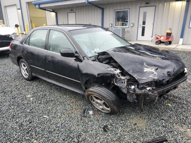 1HGCG56401A005633 - 2001 HONDA ACCORD LX BLACK photo 4