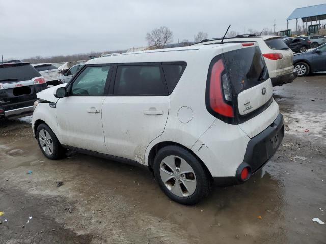 KNDJN2A2XF7135892 - 2015 KIA SOUL WHITE photo 2