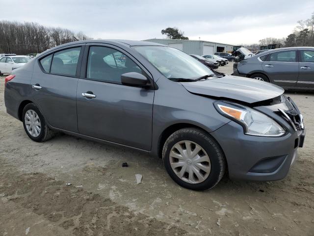 3N1CN7APXKL845157 - 2019 NISSAN VERSA S GRAY photo 4