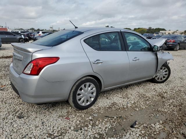 3N1CN7AP1KL825346 - 2019 NISSAN VERSA S SILVER photo 3