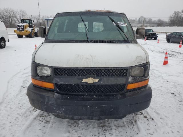 1GCHG35U761197795 - 2006 CHEVROLET EXPRESS G3 WHITE photo 5