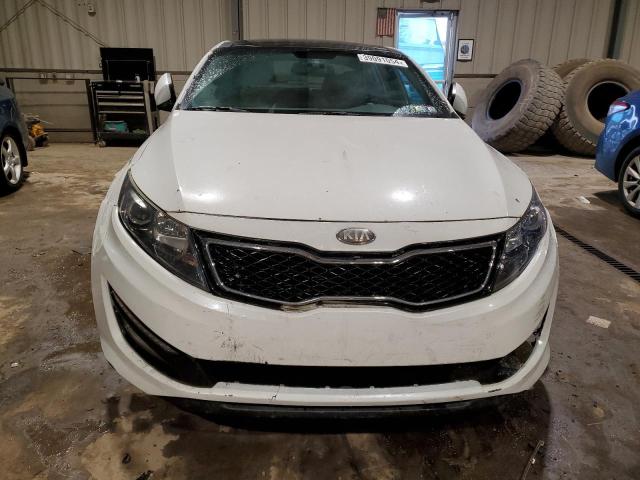 5XXGR4A62DG232635 - 2013 KIA OPTIMA SX WHITE photo 5