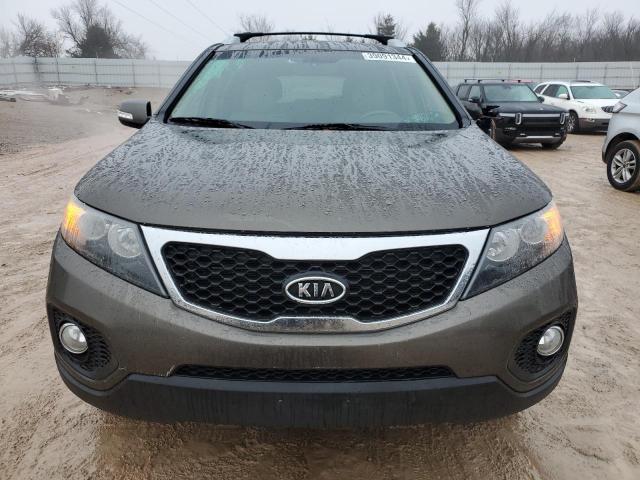 5XYKU4A66DG356430 - 2013 KIA SORENTO EX CHARCOAL photo 5