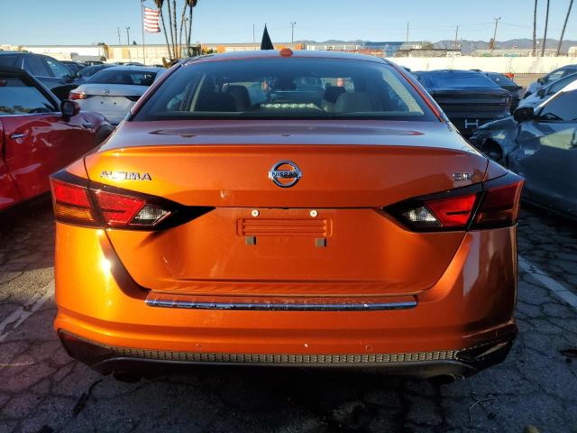 1N4BL4CV4NN407513 - 2022 NISSAN ALTIMA SR ORANGE photo 6