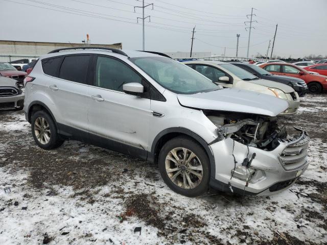 1FMCU0GD1JUB15464 - 2018 FORD ESCAPE SE SILVER photo 4