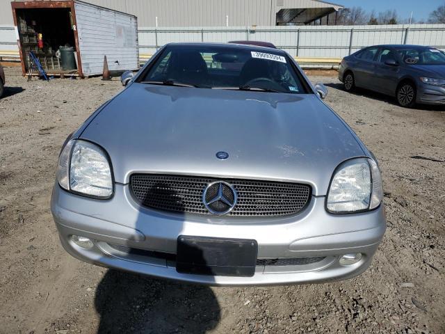 WDBKK49F92F258629 - 2002 MERCEDES-BENZ SLK 230 KOMPRESSOR SILVER photo 5