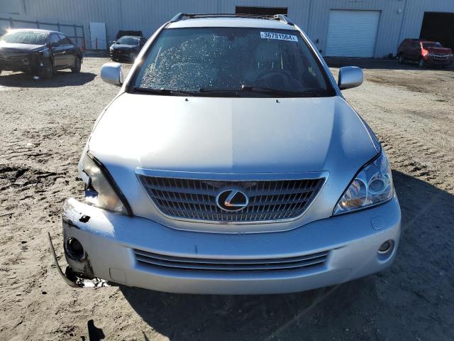 JTJGW31U082006412 - 2008 LEXUS RX 400H SILVER photo 5