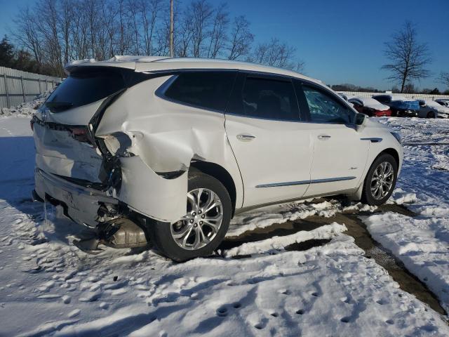 5GAERDKW4JJ187941 - 2018 BUICK ENCLAVE AVENIR WHITE photo 3