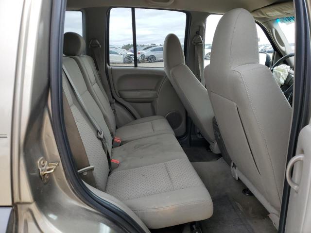 1J4GL38KX5W616798 - 2005 JEEP LIBERTY RENEGADE 金色 照片 11