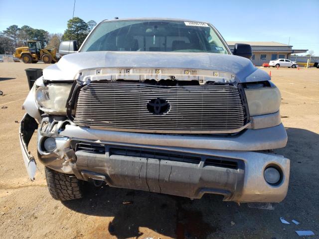 5TFRM5F14CX047083 - 2012 TOYOTA TUNDRA DOUBLE CAB SR5 SILVER photo 5