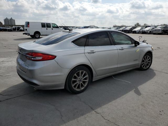 3FA6P0LU8HR301444 - 2017 FORD FUSION SE HYBRID SILVER photo 3