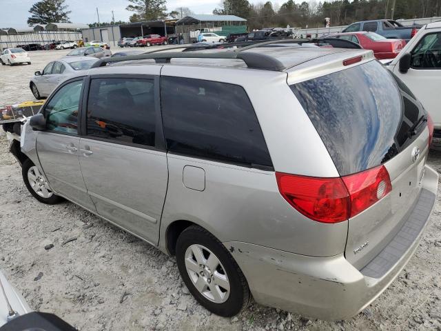 5TDZA23C26S544138 - 2006 TOYOTA SIENNA CE SILVER photo 2