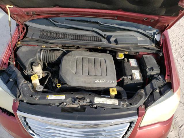 2A4RR8DG4BR656398 - 2011 CHRYSLER TOWN & COU TOURING L RED photo 12