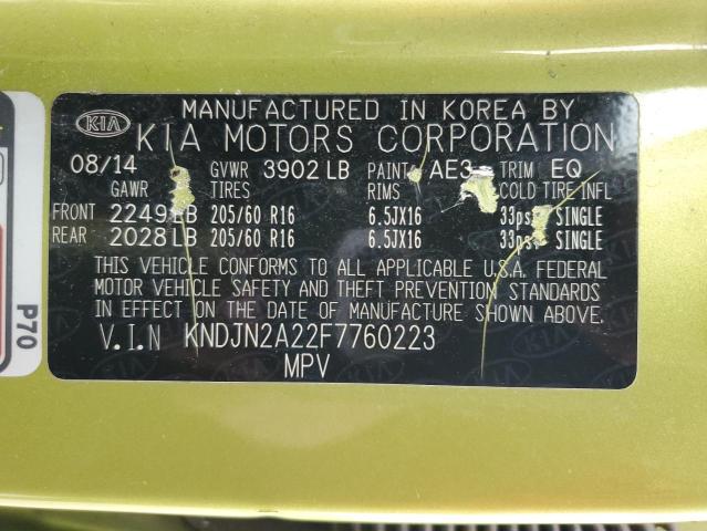 KNDJN2A22F7760223 - 2015 KIA SOUL GREEN photo 12