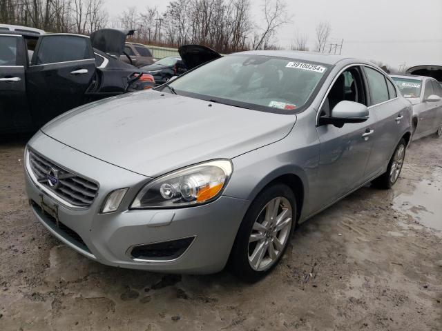 YV1612FH3D2186265 - 2013 VOLVO S60 T5 SILVER photo 1