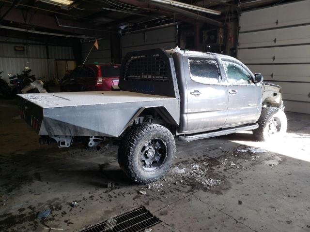 5TFLU4EN9DX064810 - 2013 TOYOTA TACOMA DOUBLE CAB 灰色 照片 3