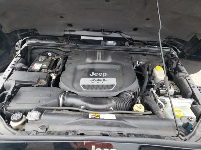 1C4HJWEG2CL206450 - 2012 JEEP WRANGLER U SAHARA BLACK photo 11