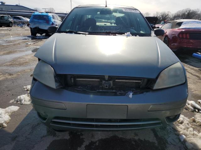 1FAFP34N46W171794 - 2006 FORD FOCUS ZX4 GRAY photo 5