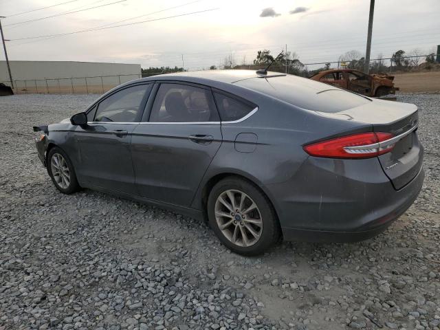 3FA6P0H75HR158634 - 2017 FORD FUSION SE GRAY photo 2