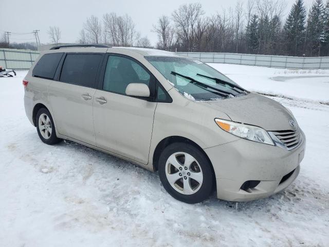 5TDKK3DC1FS682210 - 2015 TOYOTA SIENNA LE GOLD photo 4