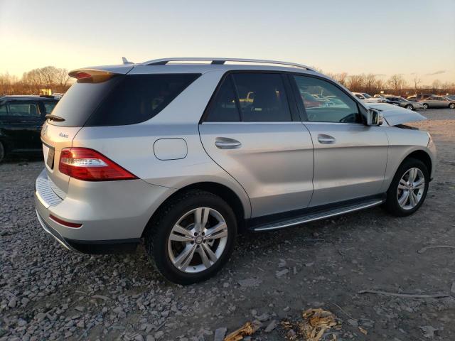 4JGDA5HB4FA607020 - 2015 MERCEDES-BENZ ML 350 4MATIC SILVER photo 3