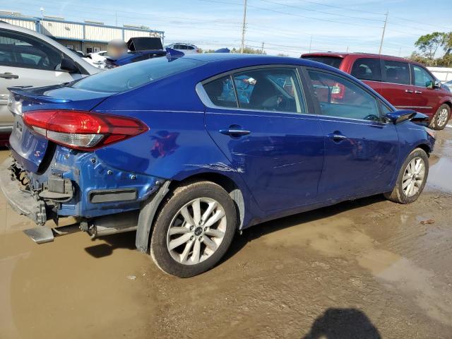 3KPFL4A77HE053687 - 2017 KIA FORTE LX BLUE photo 3