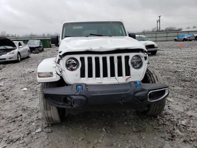 1C4JJXP65NW198972 - 2022 JEEP WRANGLER U SAHARA 4XE WHITE photo 5