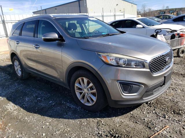 5XYPGDA53GG141886 - 2016 KIA SORENTO LX GRAY photo 4